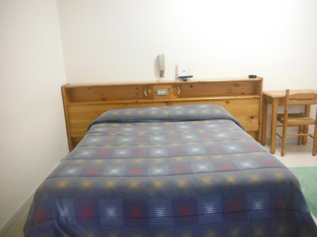 Hotel Mochettaz Aosta Room photo
